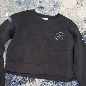 Columbia Black Sporty Cropped crewneck